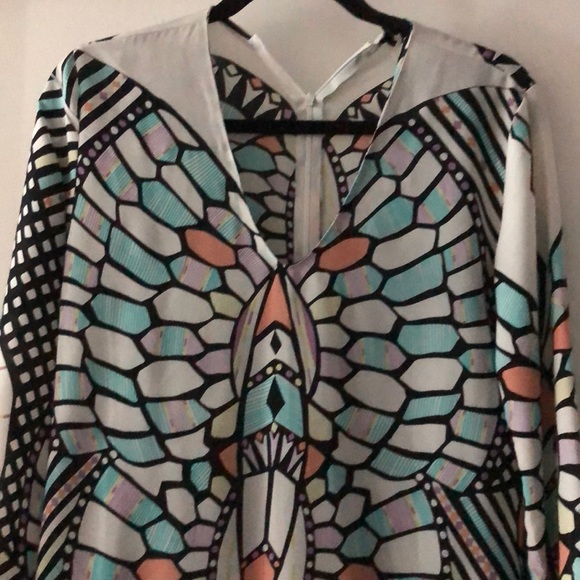 White printed long sleeve short lace trim romper - Picture 7 of 12